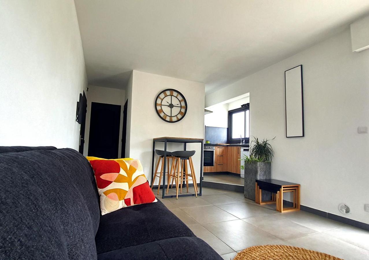 Rooftop - L'Appartement En Haut Saint-Denis Exterior photo