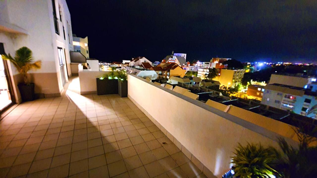 Rooftop - L'Appartement En Haut Saint-Denis Exterior photo