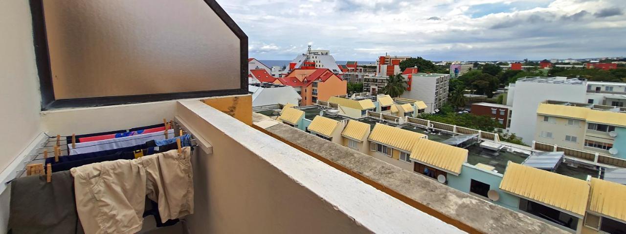 Rooftop - L'Appartement En Haut Saint-Denis Exterior photo